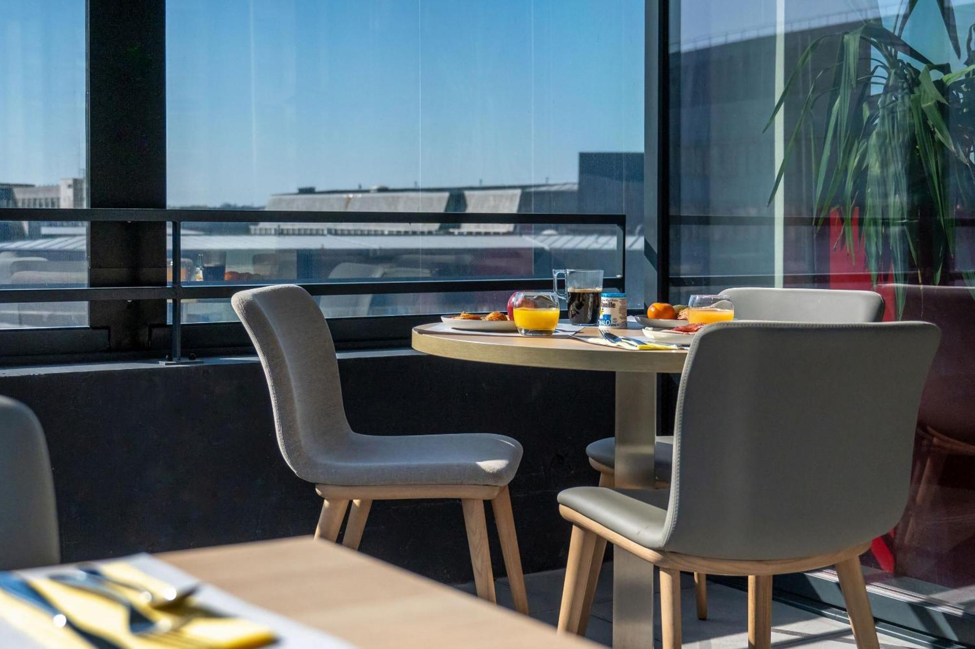 Appart Hotel Odalys City Nantes Cite Des Congres Екстериор снимка