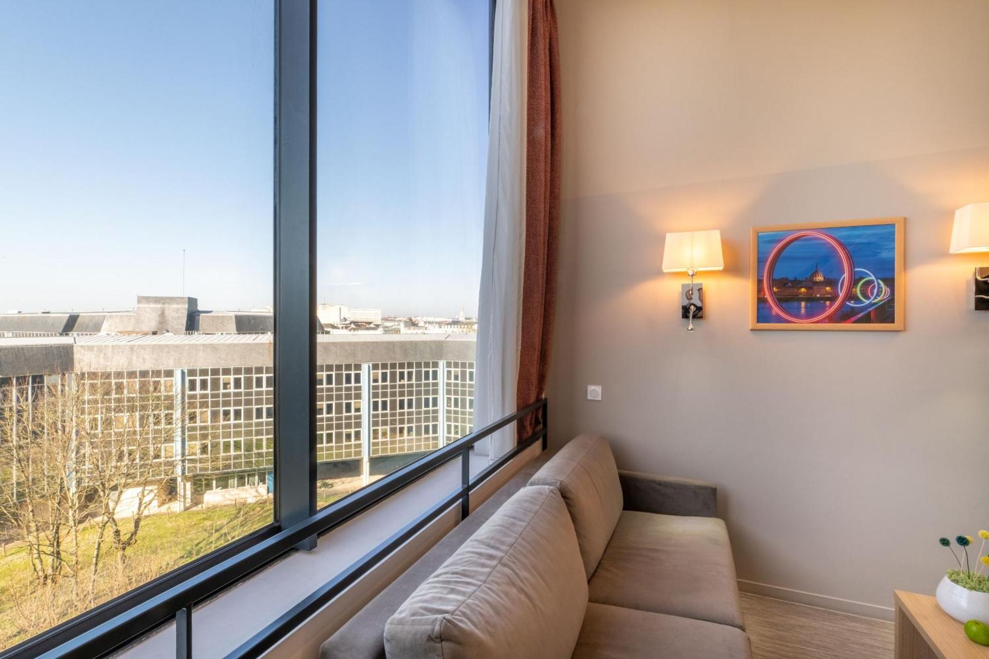 Appart Hotel Odalys City Nantes Cite Des Congres Екстериор снимка