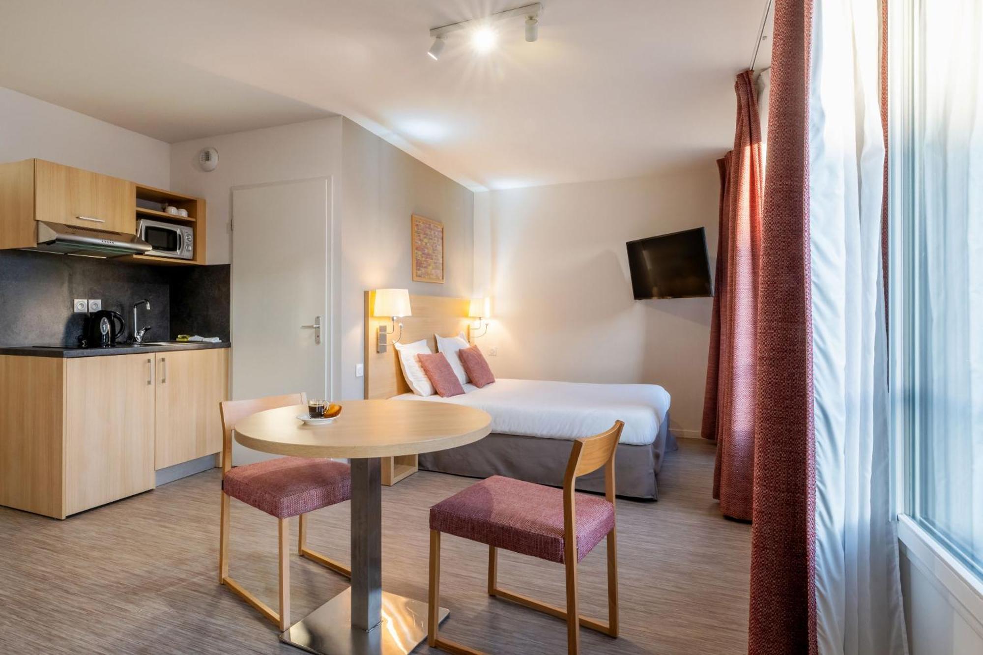 Appart Hotel Odalys City Nantes Cite Des Congres Екстериор снимка