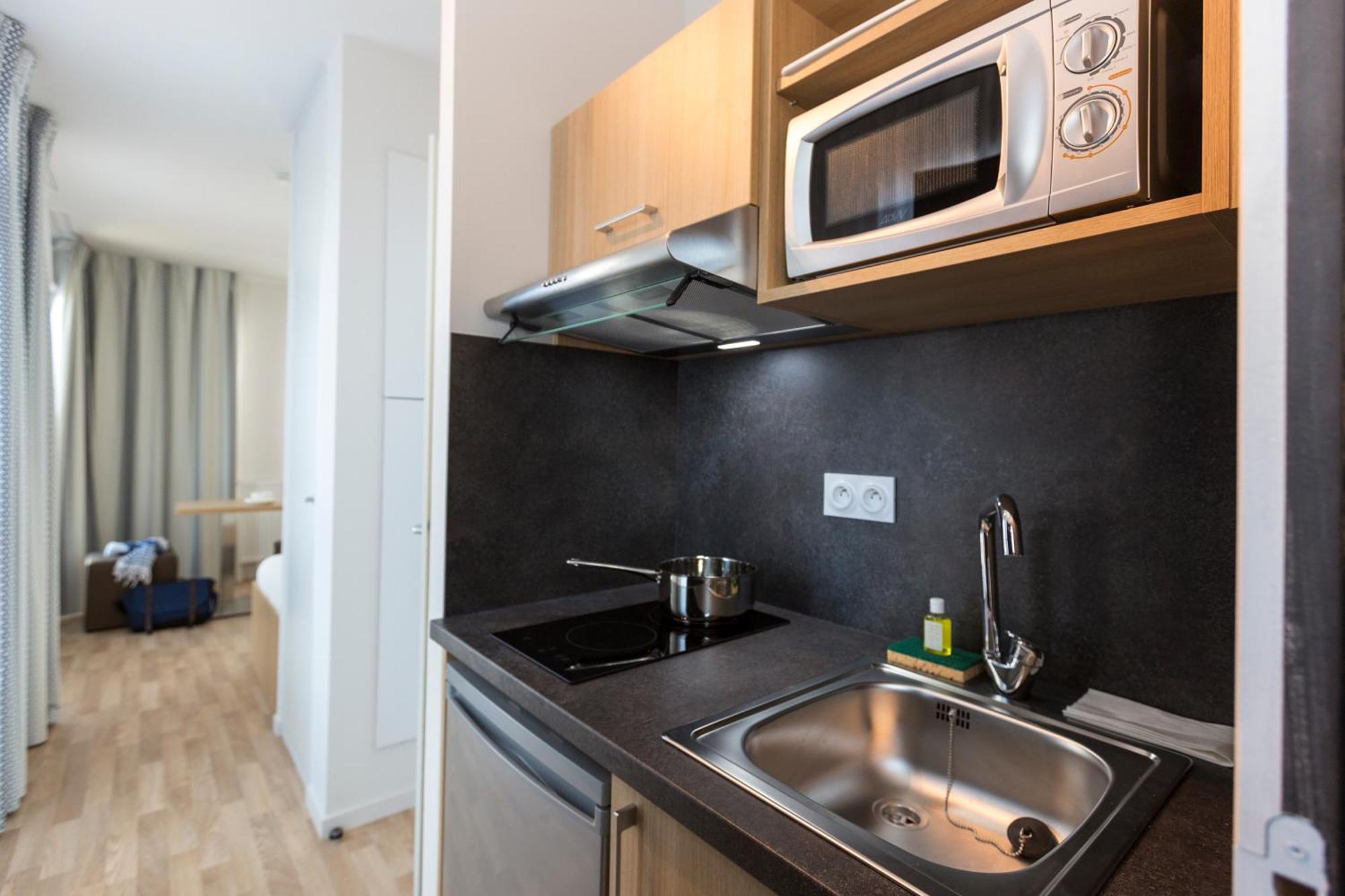 Appart Hotel Odalys City Nantes Cite Des Congres Екстериор снимка